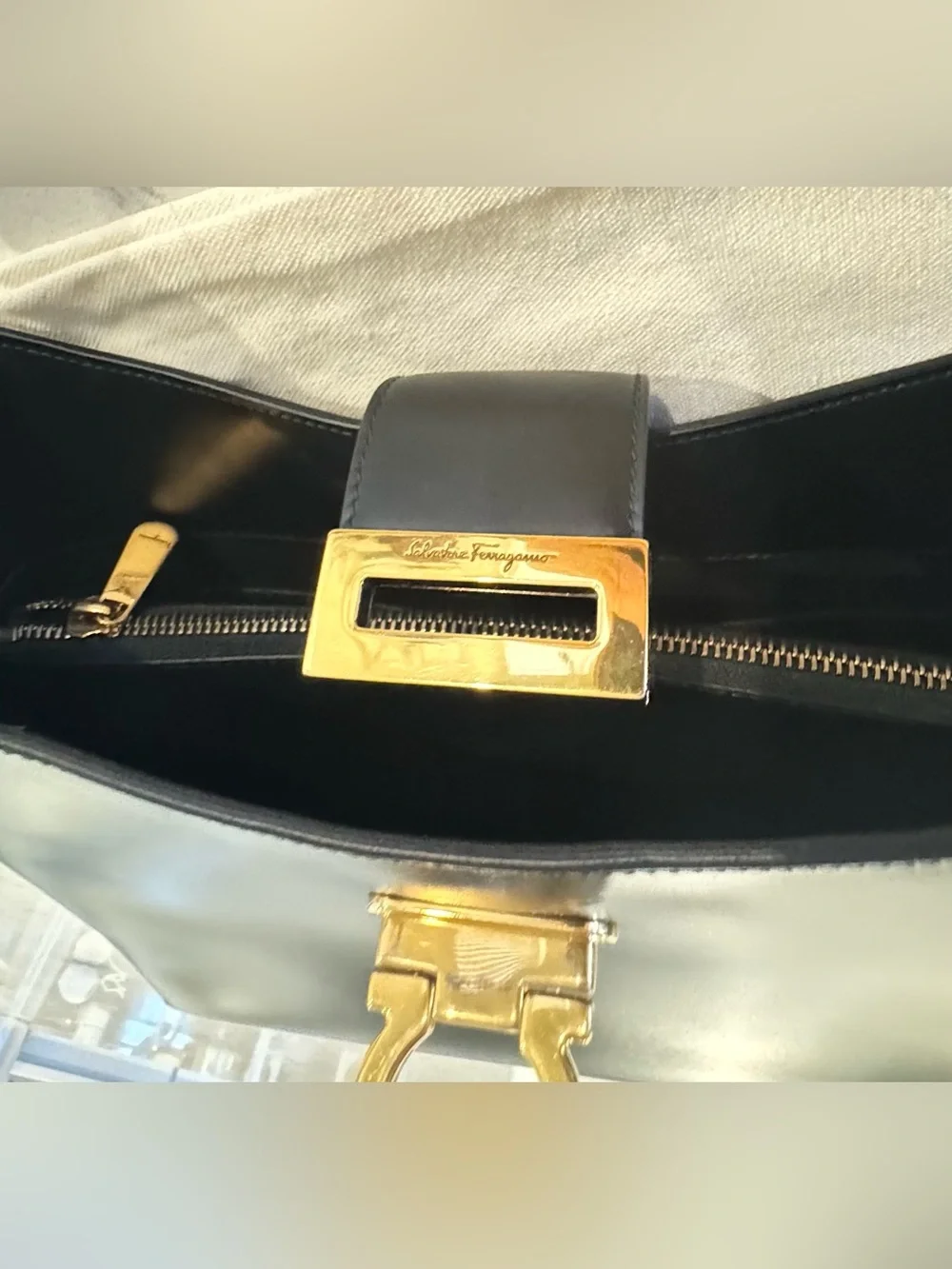 Salvador Ferragamo Black Leather Gancio Trifolio Large Shoulder Bag